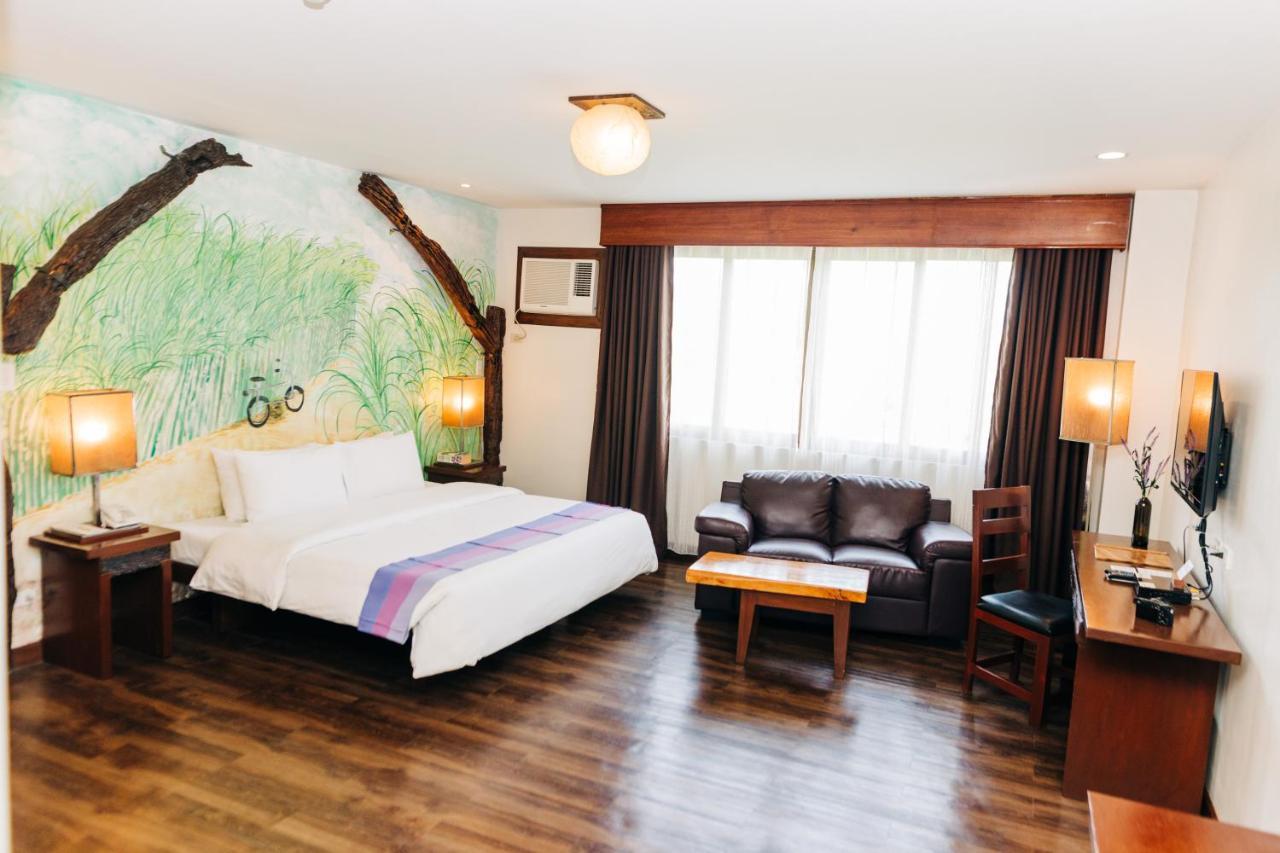 Nature's Village Resort Bacolod Extérieur photo