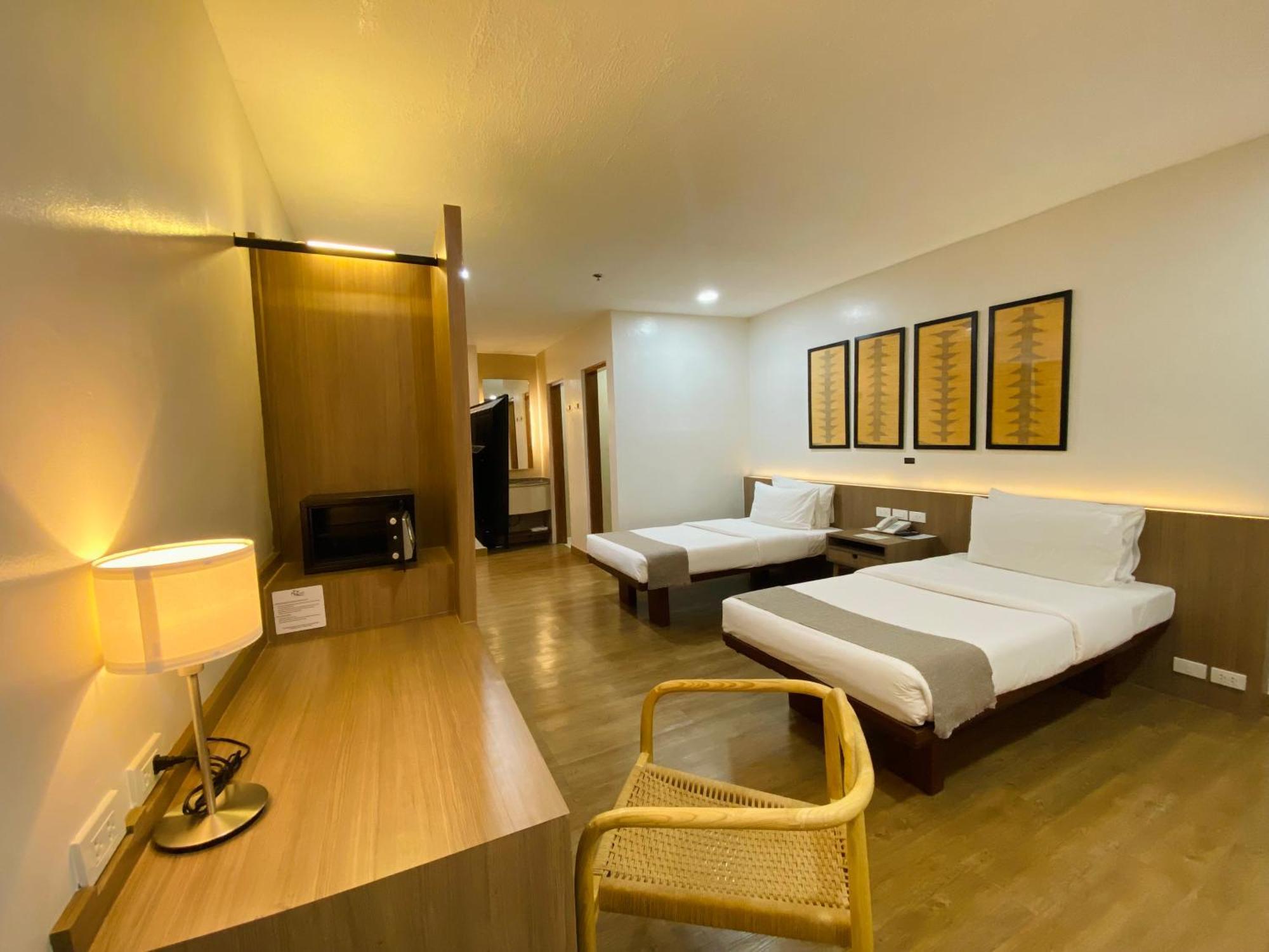 Nature's Village Resort Bacolod Extérieur photo